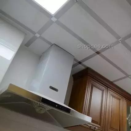家庭装修大揭秘：石膏板VS铝扣板，卫生间吊顶怎么选？🏠✨
